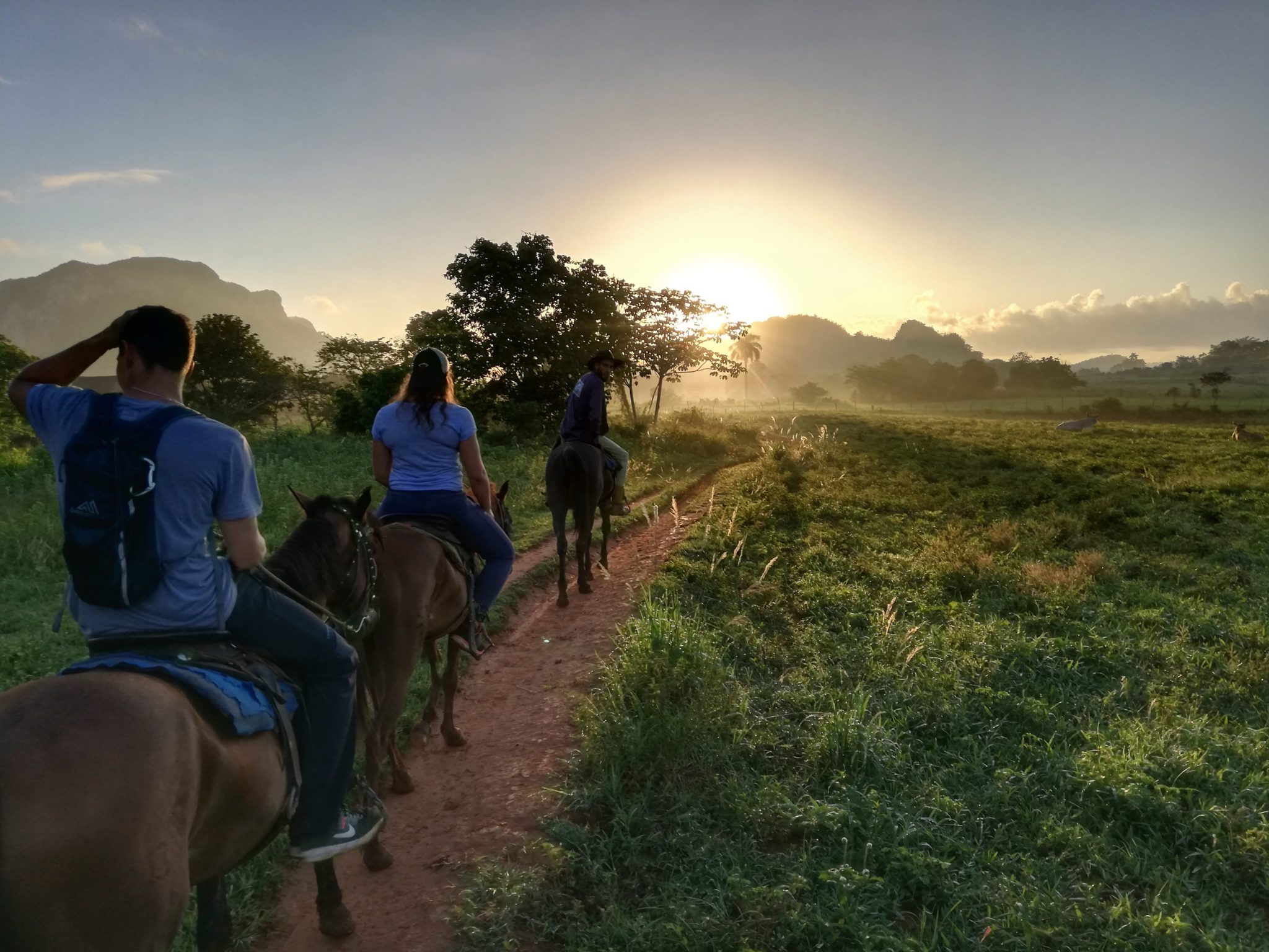 JMC-Vinales-aventura-Lever-du-soleil-5