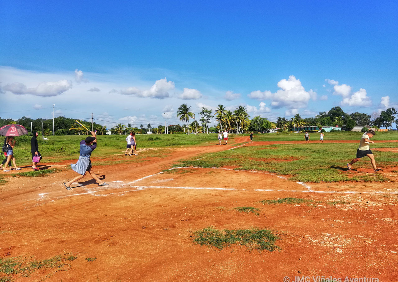 Cuba2-JMC-Vinales-aventura
